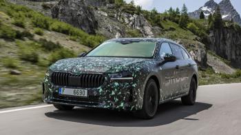 Μεγαλύτερο και έως 265 άλογα το νέο Skoda Superb